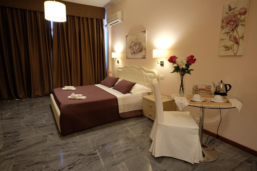 Fiore Vaticano B&B Róma Szoba fotó